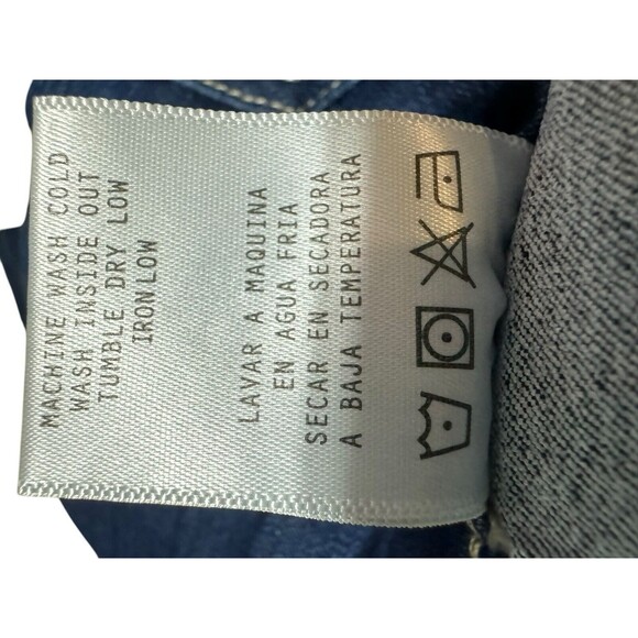 Cello Jeans Mid Rise Pull On Slit Hem Flare Jeans Comfort Stretch  2X NWT - Picture 12 of 15